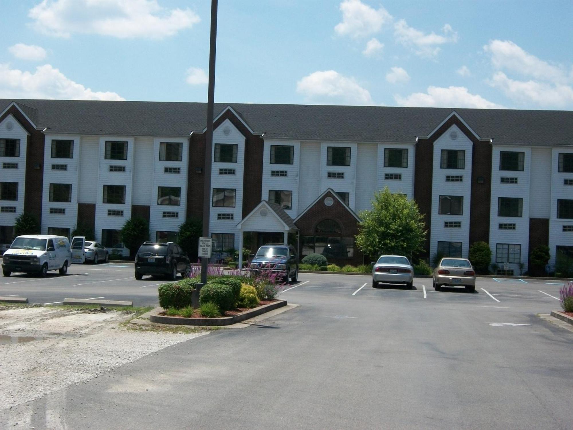 Quality Inn & Suites Prestonsburg Next To Mountain Arts Center Ngoại thất bức ảnh