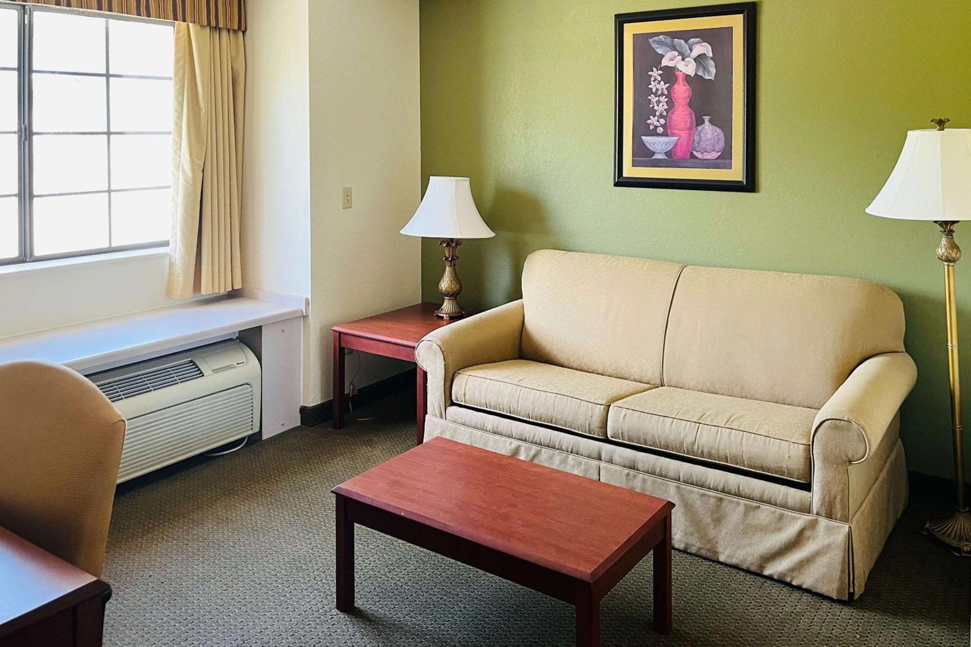 Quality Inn & Suites Prestonsburg Next To Mountain Arts Center Ngoại thất bức ảnh