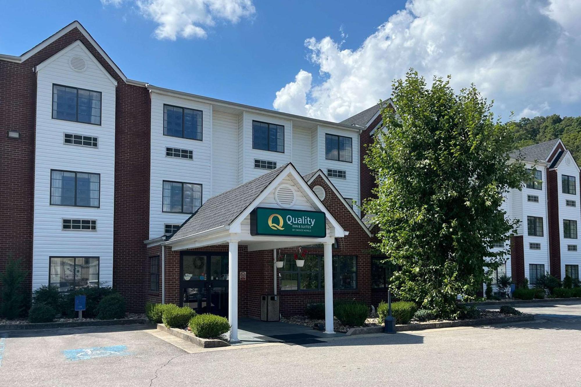 Quality Inn & Suites Prestonsburg Next To Mountain Arts Center Ngoại thất bức ảnh